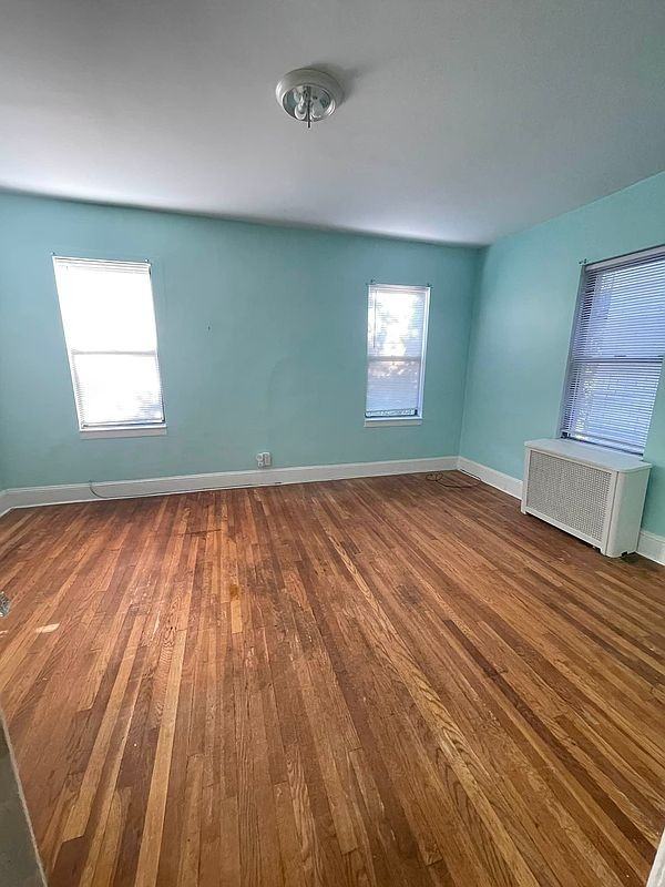 248 Hart Blvd - Photo 2 of 6