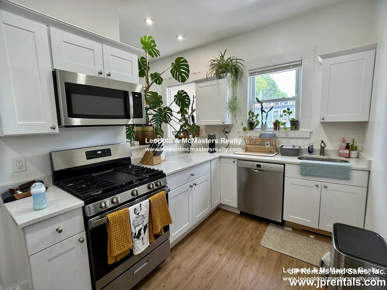 112 South St #1