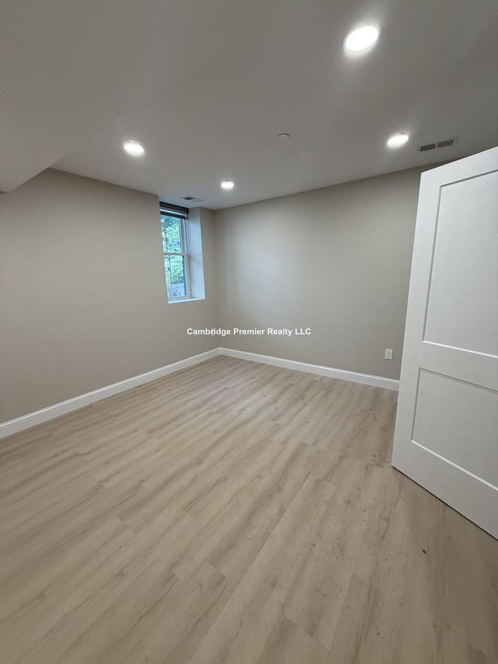 Highland Ave #2 - Photo 2 of 8