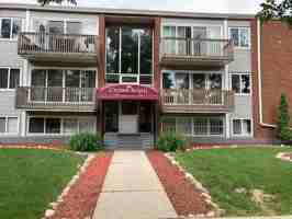 featured image of 10225 114 St Nw #205