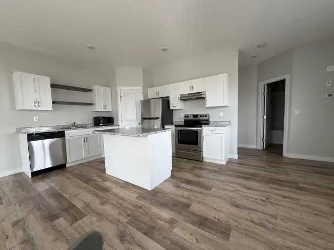 9601 114 Ave #9601 - Photo 3 of 15