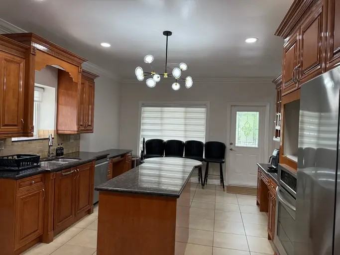 7029 Malvern Pl - Photo 5 of 15
