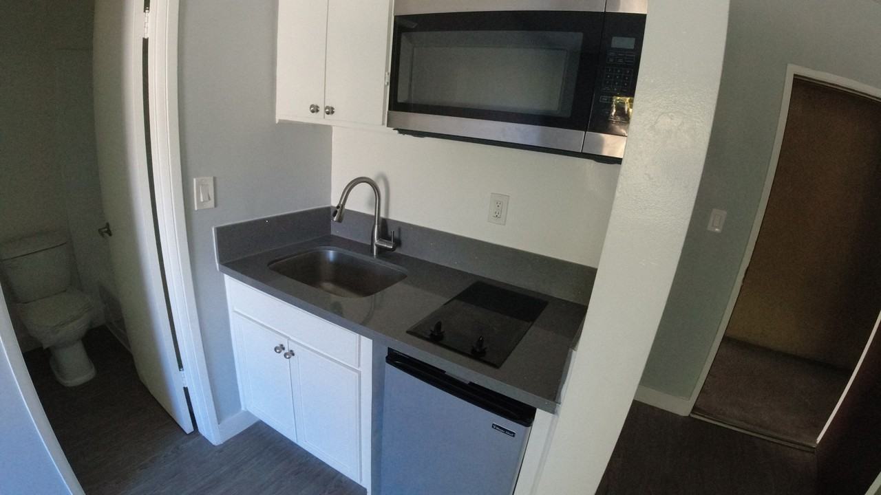151 N Hoover St #12A - Photo 7 of 7