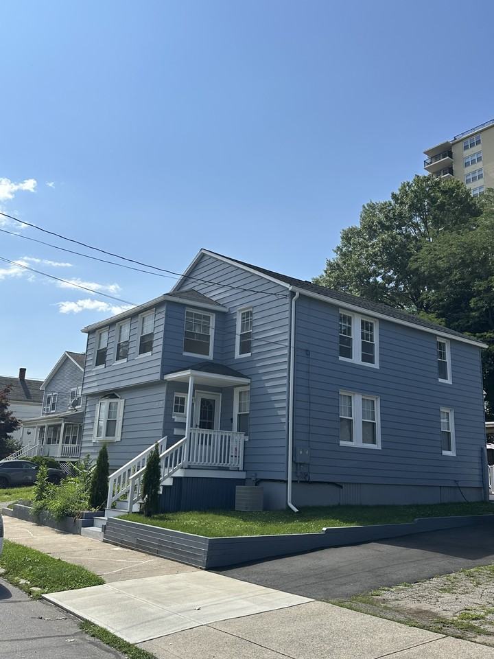78 Suburban Avenue #2 - Photo 3 of 18