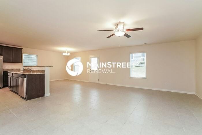 313 Sportsman Dr - Photo 4 of 17