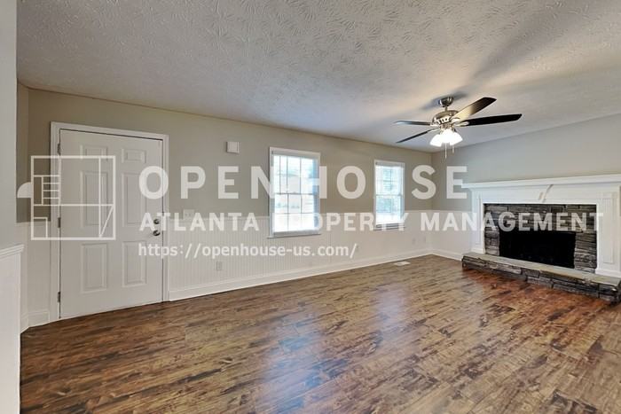 604 Dillon Dr - Photo 5 of 20