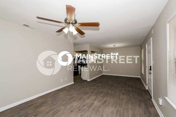 838 Tramore Dr - Photo 4 of 16