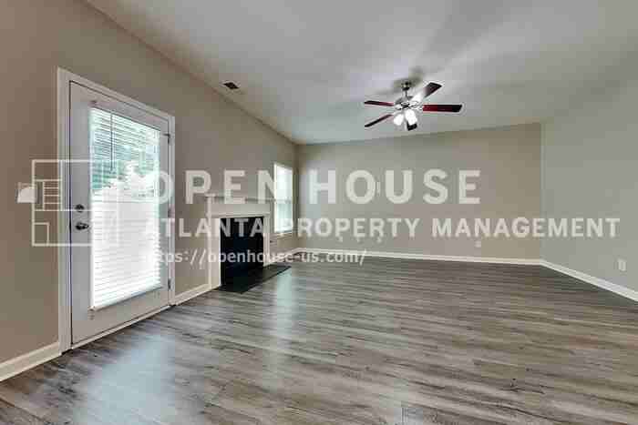 3947 Rosebud Park Dr - Photo 5 of 23