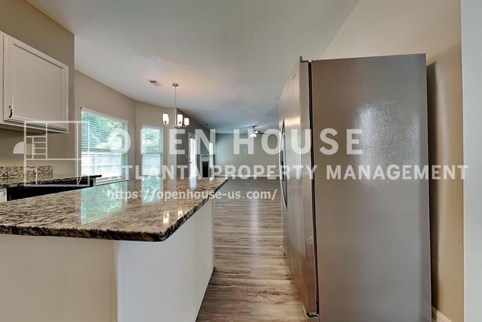 3947 Rosebud Park Dr - Photo 6 of 23