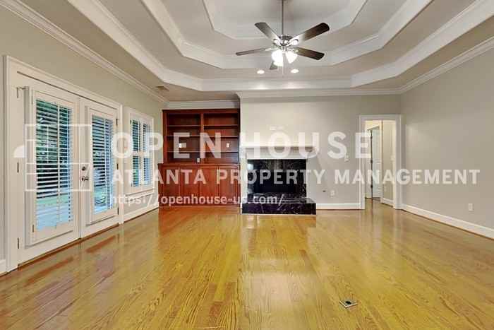 601 Peach Pl - Photo 5 of 23