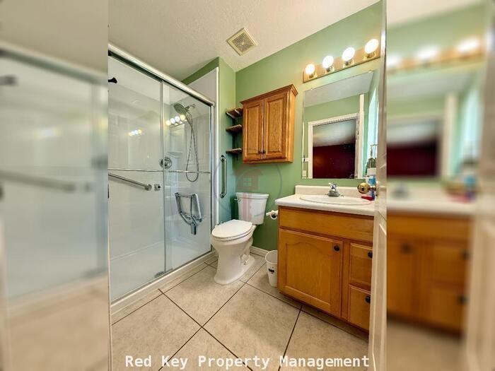 474 E 1370 N #A - Photo 7 of 19