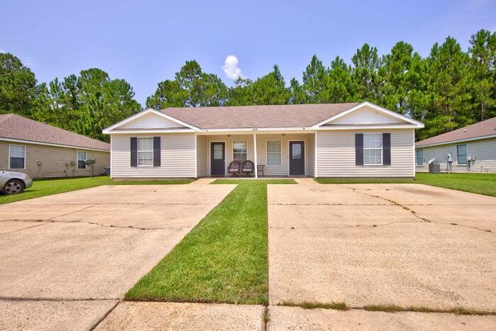 15119 Deer Creek Dr #B - Photo 2 of 28