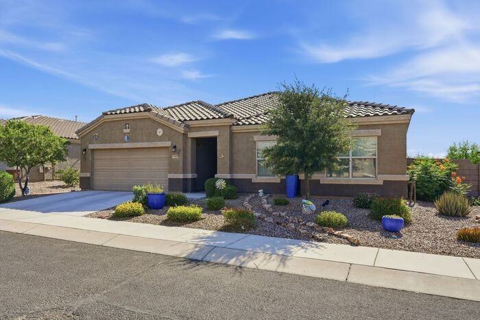 17985 S Whispering Glen Path - Photo 3 of 37
