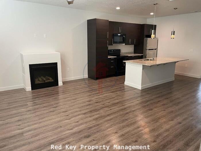 553 Smelter Rd - Photo 2 of 12