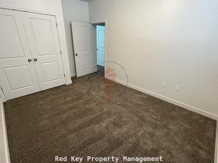553 Smelter Rd - Photo 7 of 12