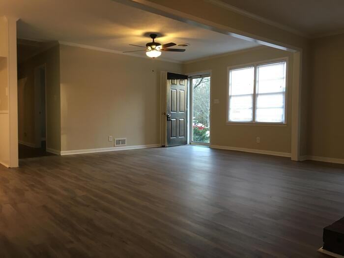 183 N 5th Ave - Photo 4 of 13