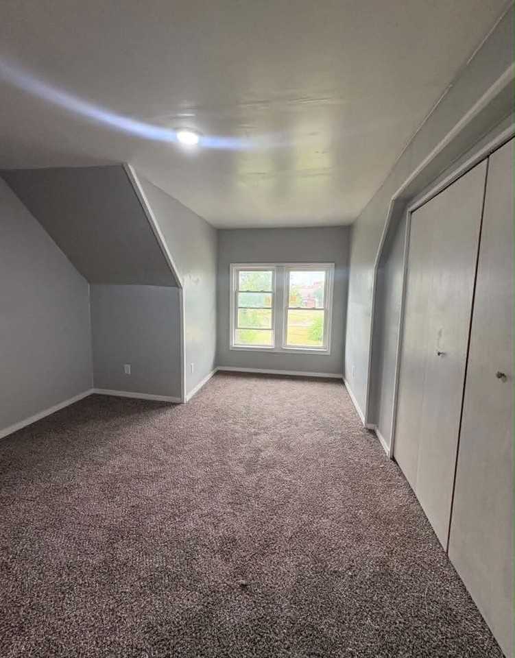 668 Pingree St - Photo 2 of 13