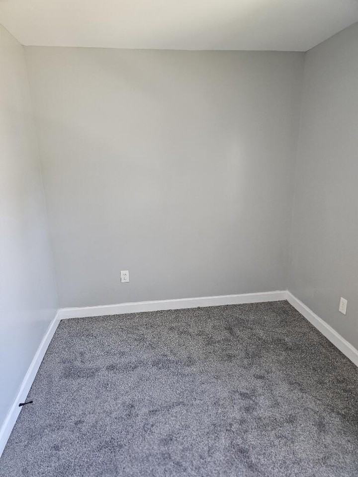 5056 Bewick St - Photo 4 of 13