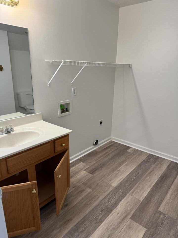 821 Ridgewood Dr #1-2 - Photo 7 of 24