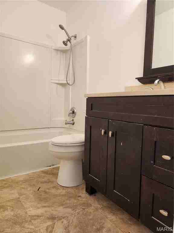702 Vendome Ln - Photo 6 of 17