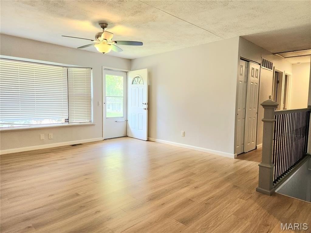 809 Bordeaux Ct - Photo 5 of 13