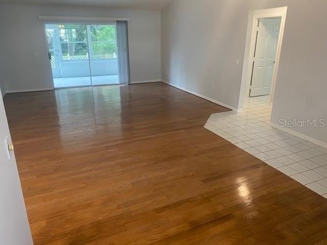 7050 Woodibis Dr - Photo 3 of 34