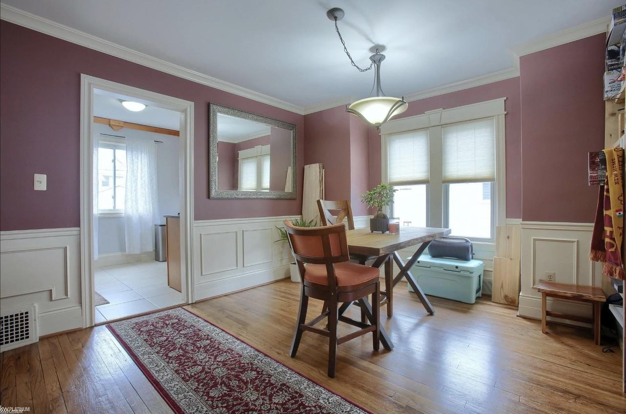 736 Gardenia Ave - Photo 5 of 16
