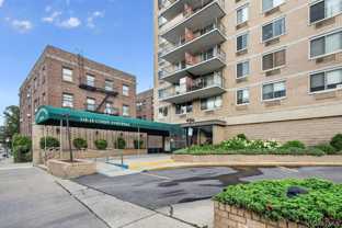 11818 Union Tpke #4J - Photo 1 of 1