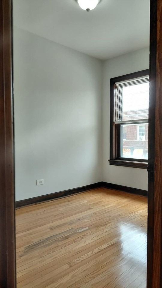 4810 W Armitage Ave #2F - Photo 7 of 14