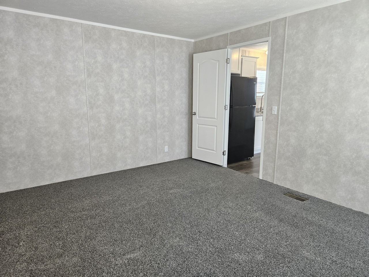 4 Grant St #GR4 - Photo 5 of 14