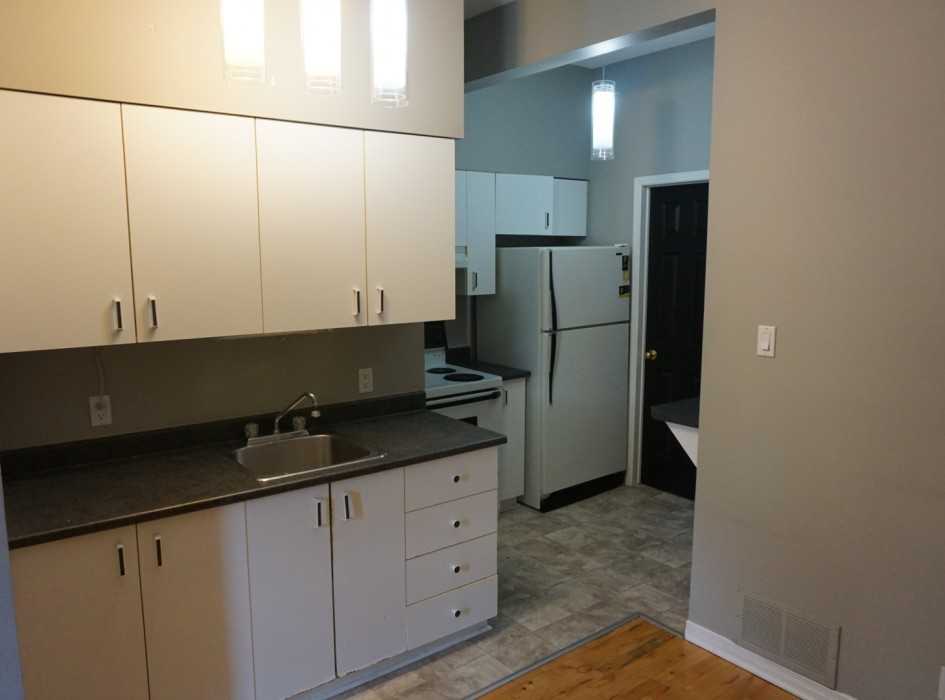 66 Russell Ave. - Photo 5 of 15