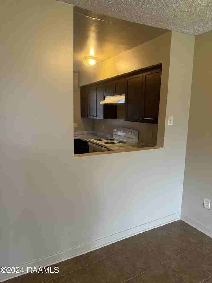 506 Grand Prix Blvd - Photo 5 of 18