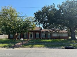 featured image of 1519 Jasmine Dr