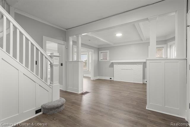 4115 Montgomery St - Photo 5 of 31