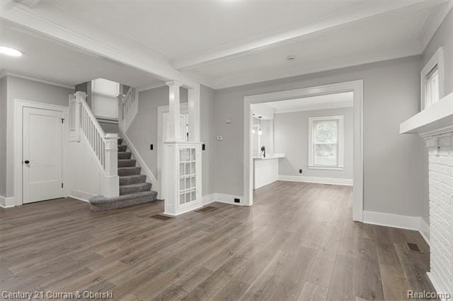 4115 Montgomery St - Photo 6 of 31