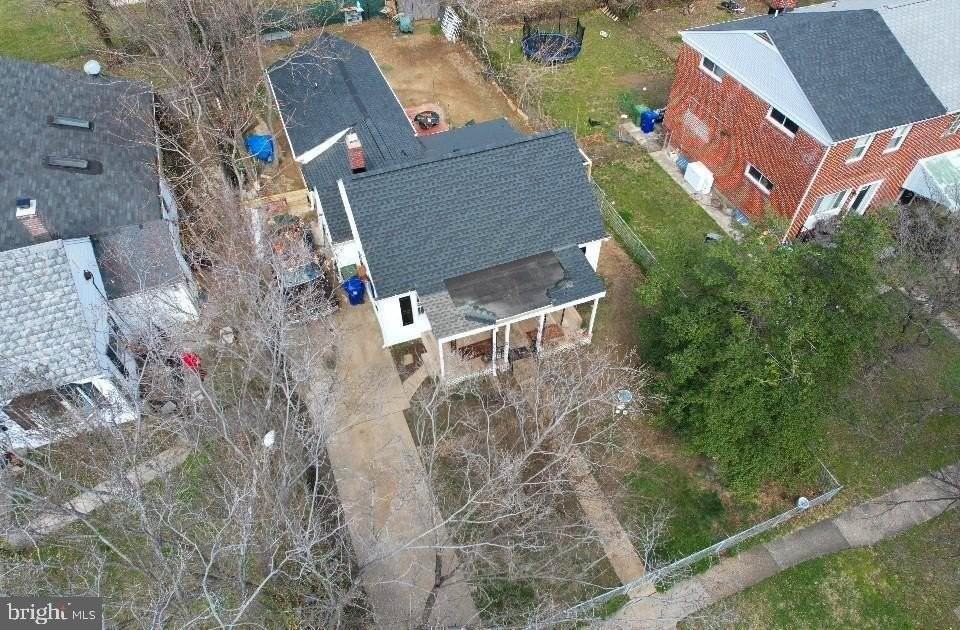 2924 Virginia Ave - Photo 2 of 37