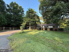 29781 Oak Rd - Photo 1 of 1
