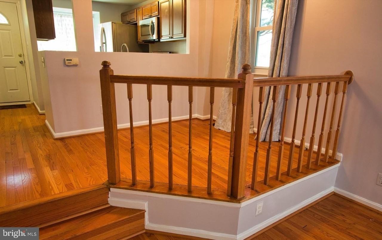 5901 Saint Giles Way - Photo 6 of 24