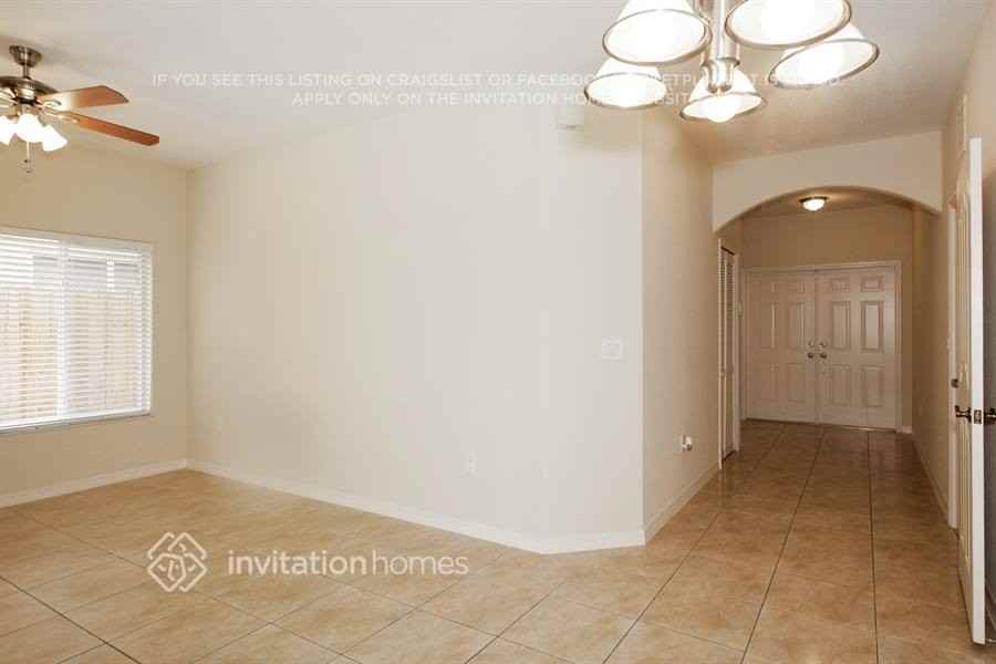 4633 Sw 164th Ct - Photo 2 of 12