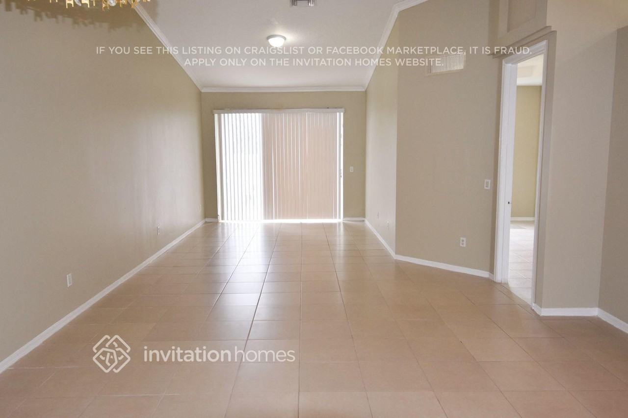 8542 Water Cay - Photo 3 of 12