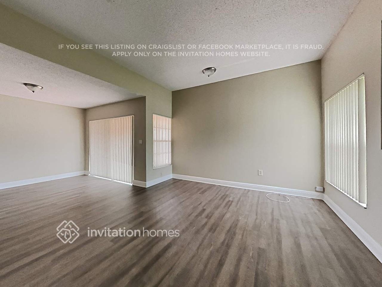 14233 Sw 103rd Ter - Photo 4 of 19