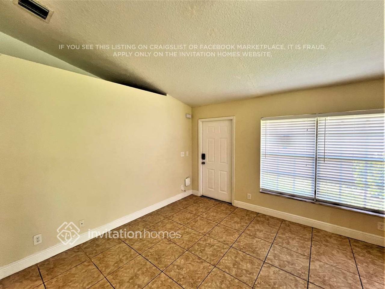 2611 Alexander Ave - Photo 4 of 21