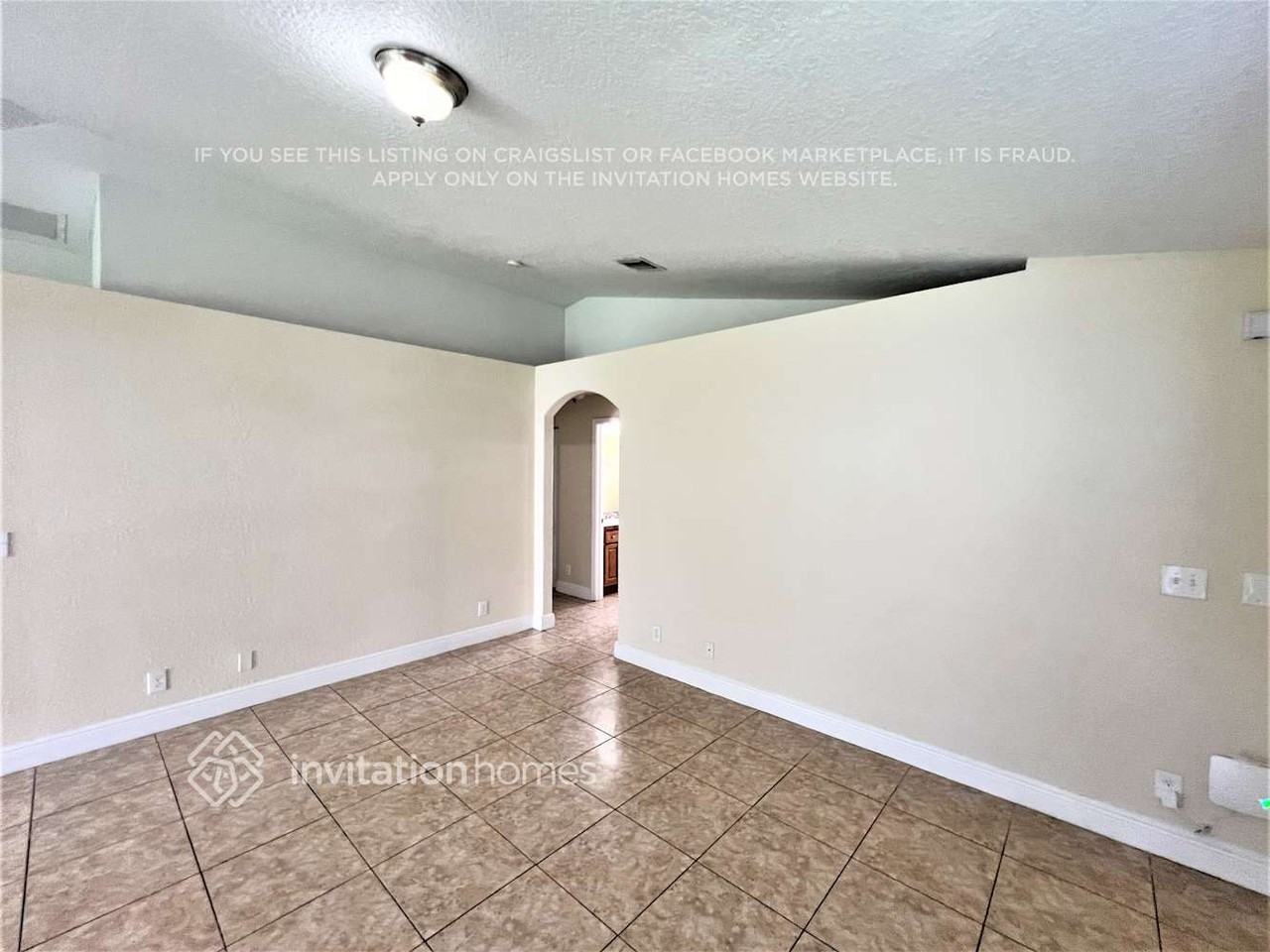 2611 Alexander Ave - Photo 5 of 21