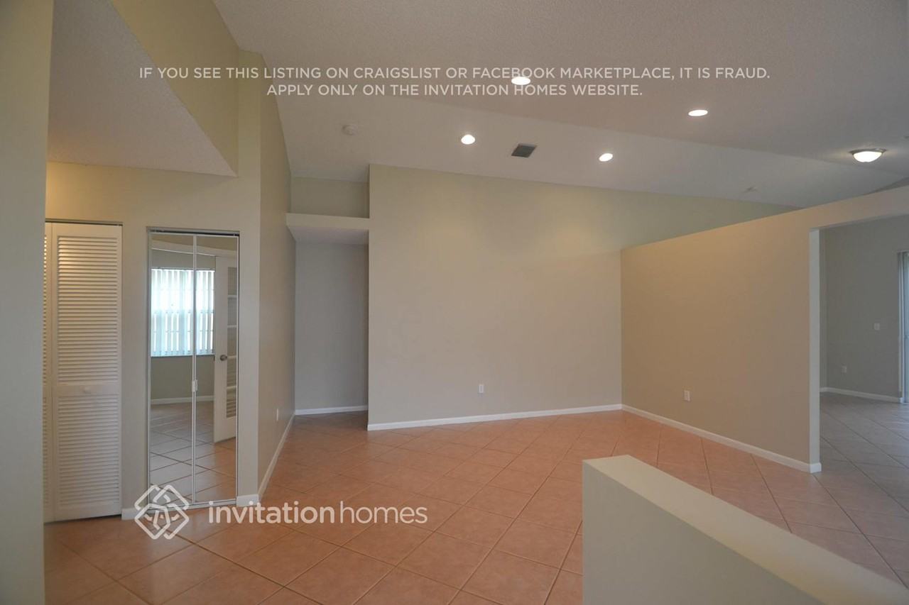 1457 Nw 156th Ave - Photo 4 of 18