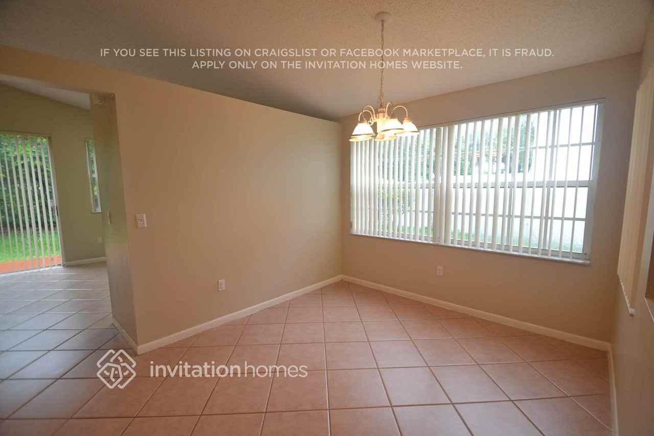 1457 Nw 156th Ave - Photo 5 of 18