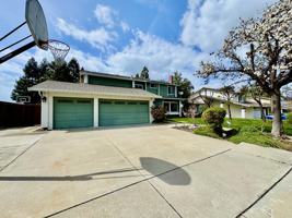 featured image of 5317 Creek Est #1