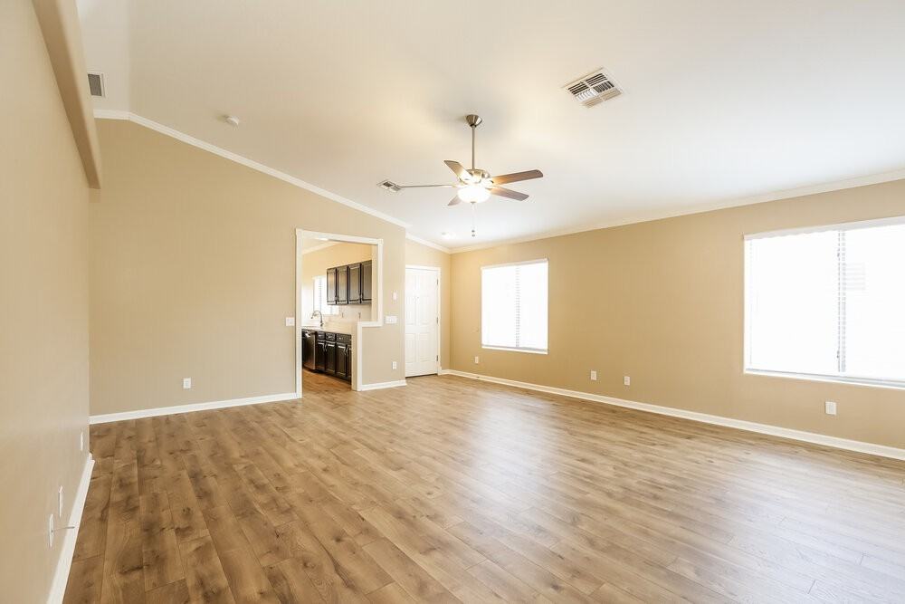 2030 S 100th Ln - Photo 5 of 16