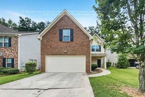 featured image of 32 Black Diamond Dr
