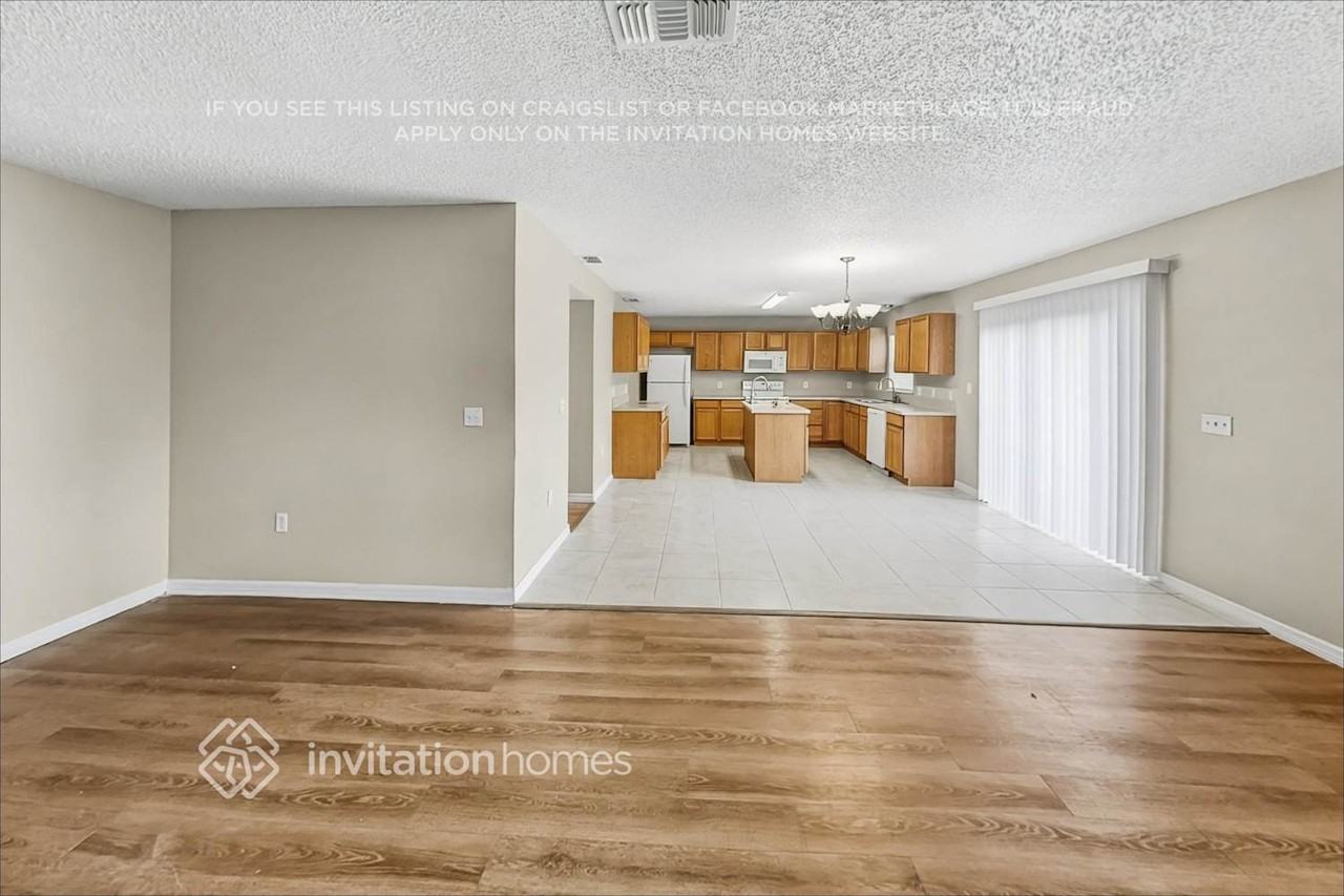 1225 Howland Blvd - Photo 7 of 23