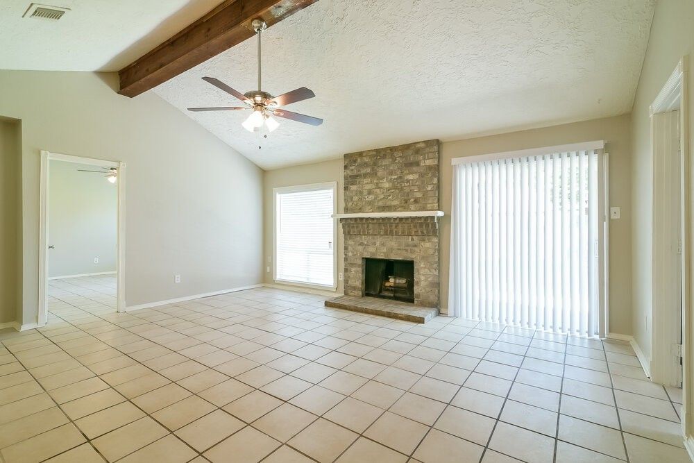 22514 Dabney Manor Ln - Photo 3 of 15